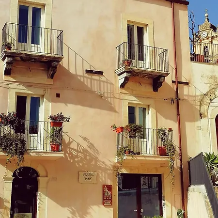 ベッド・アンド・ブレックファスト Ibla Art Centro *